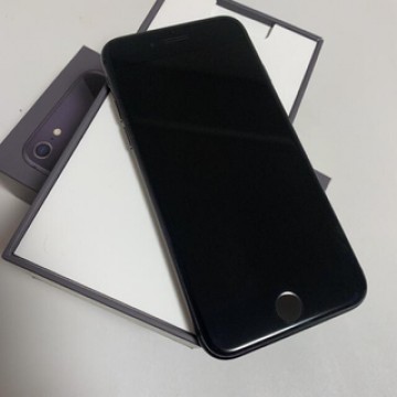 iphone 8  simフリー スペースグレイmq782j/a  携帯電話
