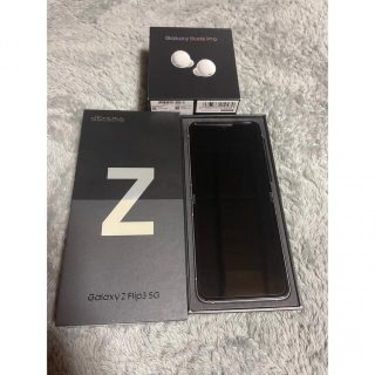 SAMSUNG Galaxy Z Flip3 5G SC-54B クリーム