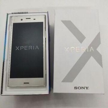 【新品同様】Xperia XZ1 701SO SIMフリー シルバー