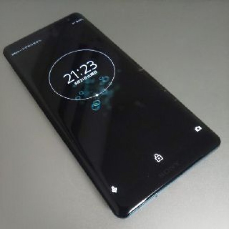 Xperia XZ3 801SO 画面割れ 使用制限△ 値下げOK