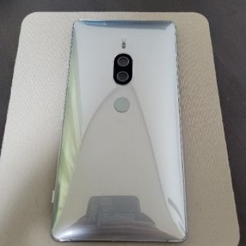 Xperia XZ2 Premium au SOV38 SIMフリー