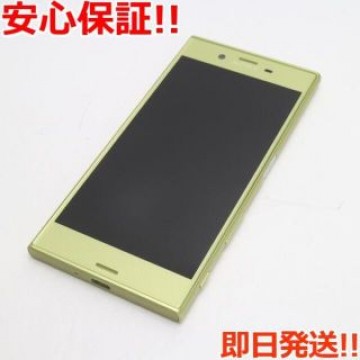 超美品 au SOV35 Xperia XZs シトラス 白ロム