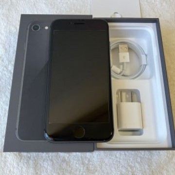 iPhone 8 Space Gray 64 GB SIMフリー