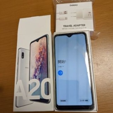 Galaxy A20 ホワイト 32 GB