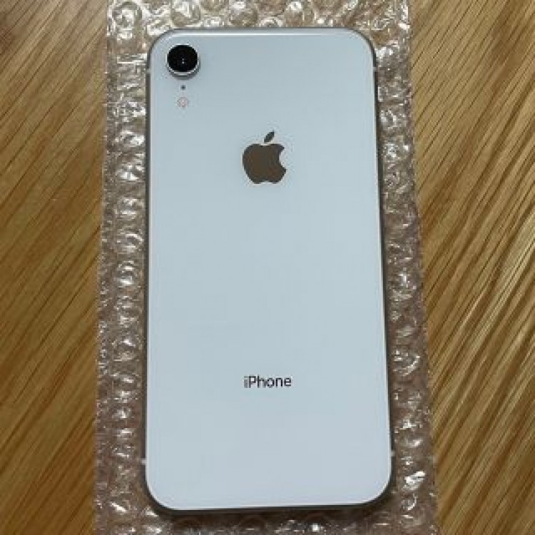 iPhone XR 64GB 格安です。