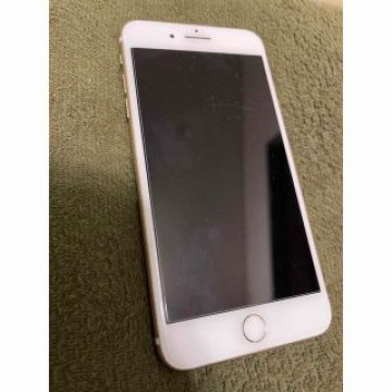 iPhone7 Plus ゴールド