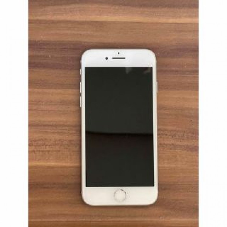 iPhone7 シルバー 32GB