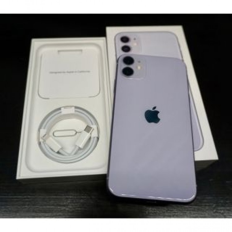 iPhone11 本体 Purple 128 GB SIMフリー