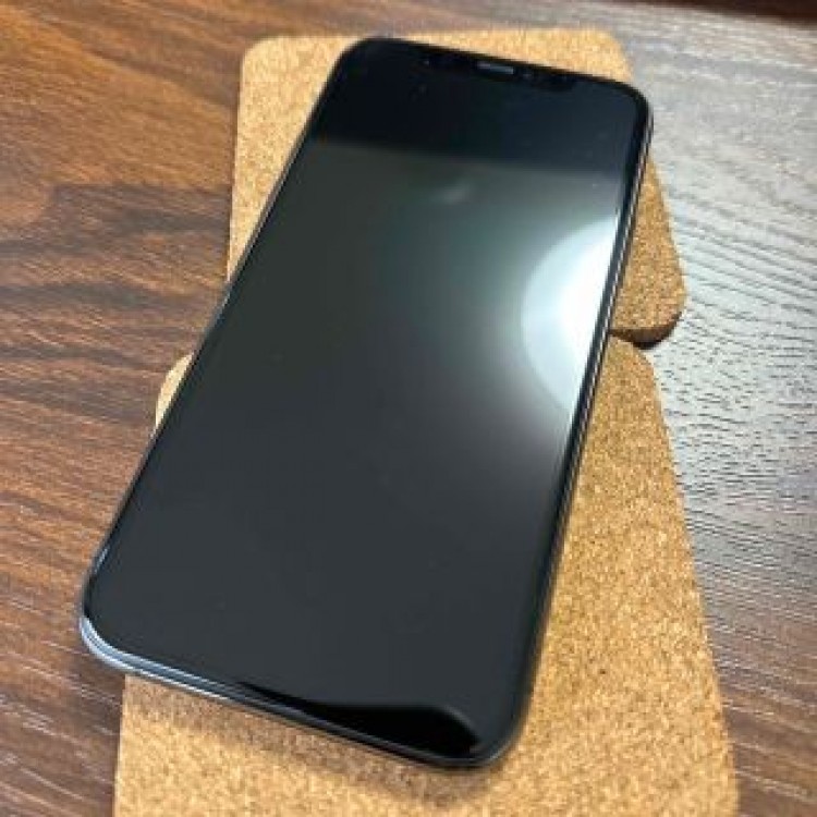 I phone 11 pro 256gb