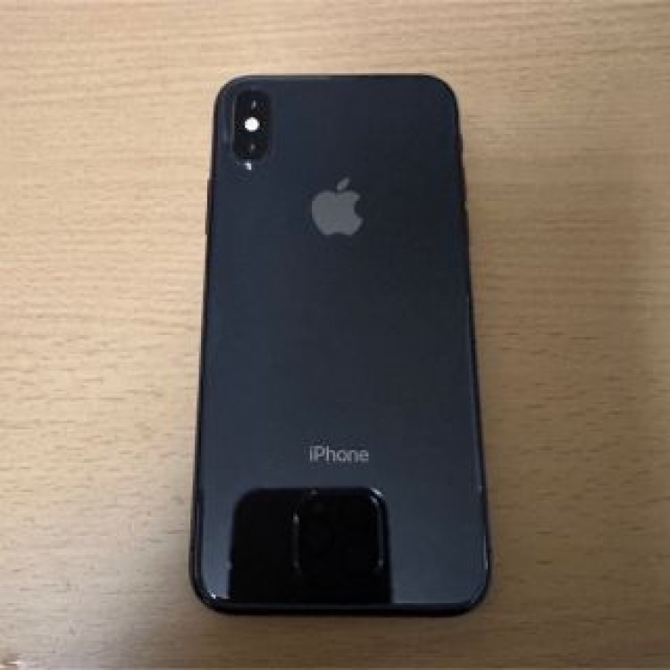 【美品】iPhone Xs 256GB ブラック（本体のみ）