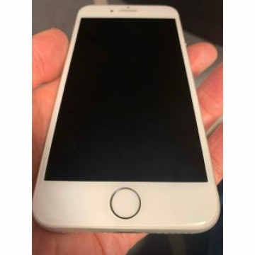 美品　iPhone 8  64G  SIMロック解除済み