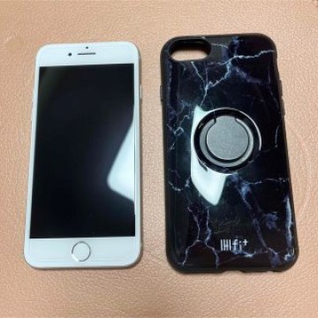 iPhone 8 Silver 64 GB SIMフリー