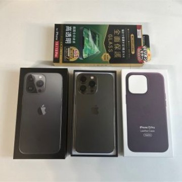 新品同様　iPhone 13 Pro グラファイト 128 GB SIMフリー