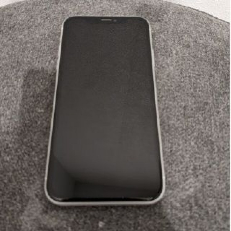 【Apple】iPhone XR 128GB ホワイト SIMロック無