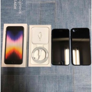 【極美品】Apple iPhone SE3 128GB  ミッドナイト