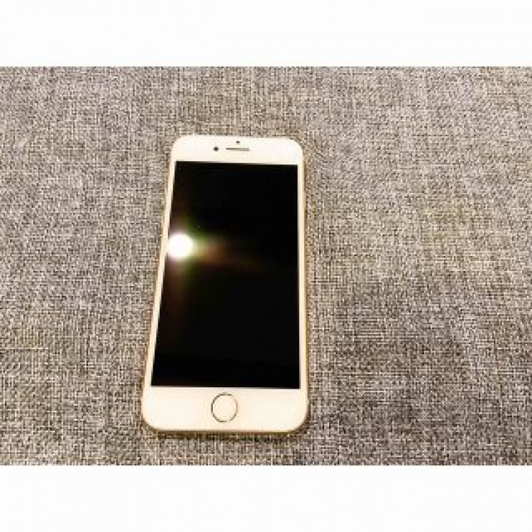 iPhone8 64GB Gold au