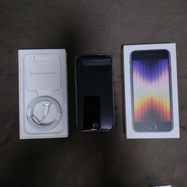 iPhone SE3