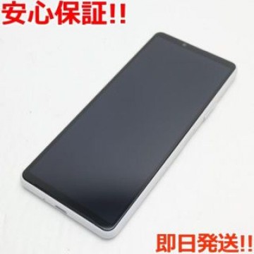 新品同様 Xperia 10 III SOG04 ホワイト SIMロック解除済み
