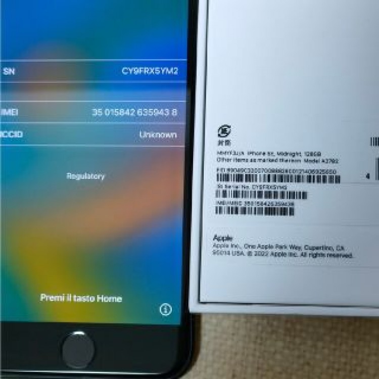 美品　iPhoneSE3 128gb ミッドナイト　残債なし　i80
