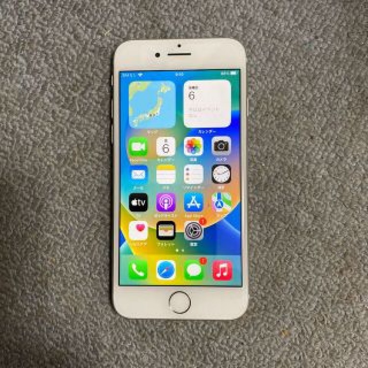 iPhone8 シルバー SIMフリー 64G