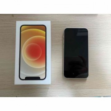 【極美品】SIMフリー iPhone 12 mini 64GB ホワイト