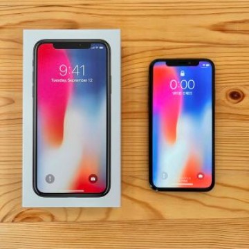 iPhone X 64GB スペースグレー SIMフリー