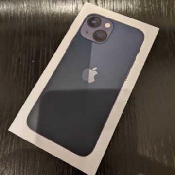 iPhone 13 mini 黒 128 GB docomo 新品未使用 引取可