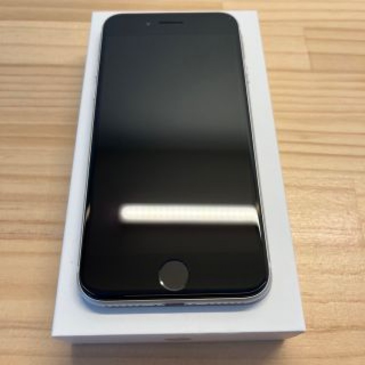 【美品】アップル iPhone se第2世代 64GB