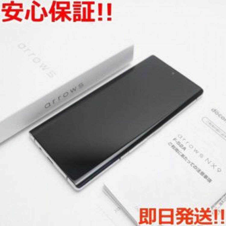 美品 F-52A arrows NX9 ホワイト