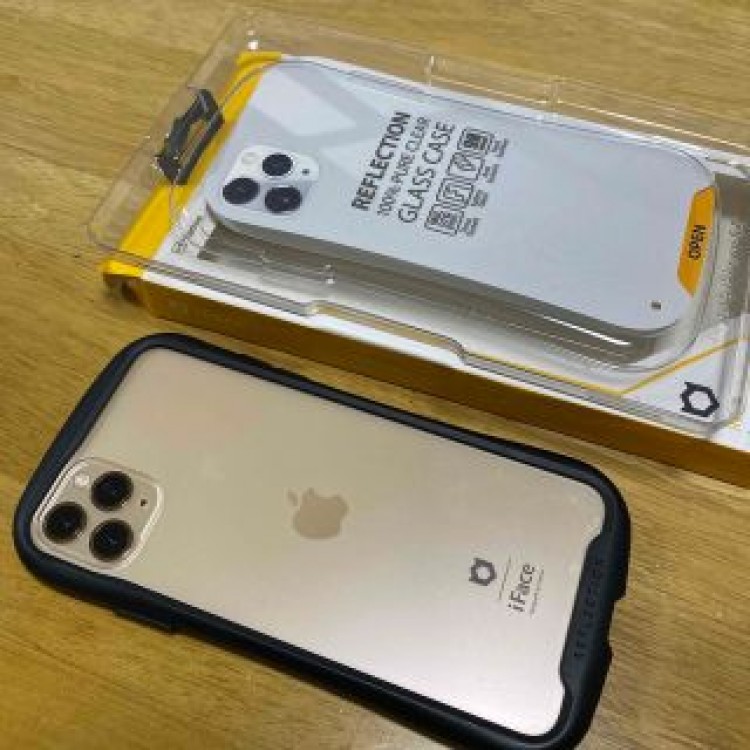 美品！iPhone11 Pro MAX 256GSIMフリーゴールド　利用制限×