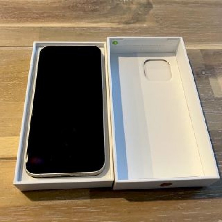 iPhone13 mini 128GB スターライト