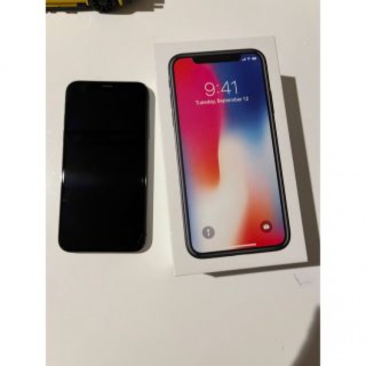 iPhone X Space Gray 64 GB docomo
