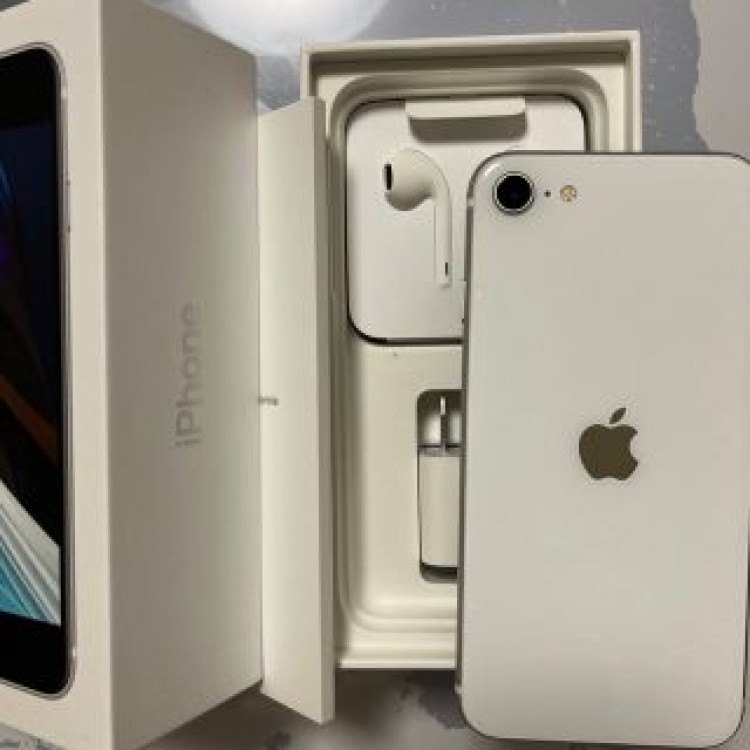 iPhone SE 第2世代　64GB