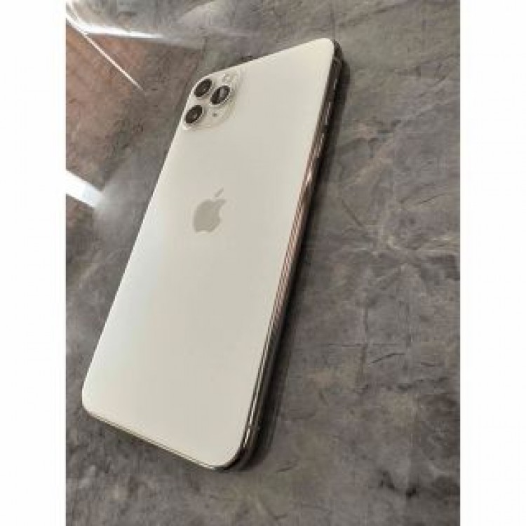 iPhone11 Pro Max 512GB シルバー