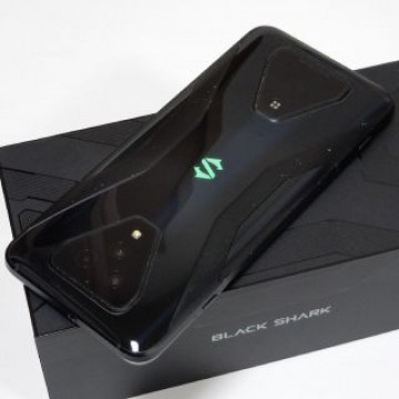 国内版 SIMフリー Black Shark 3