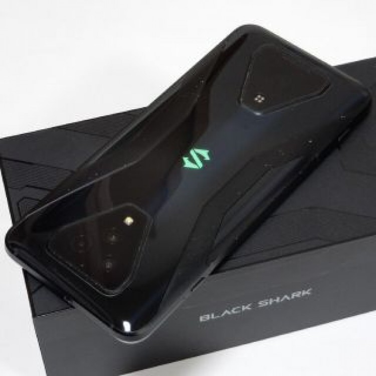 国内版 SIMフリー Black Shark 3