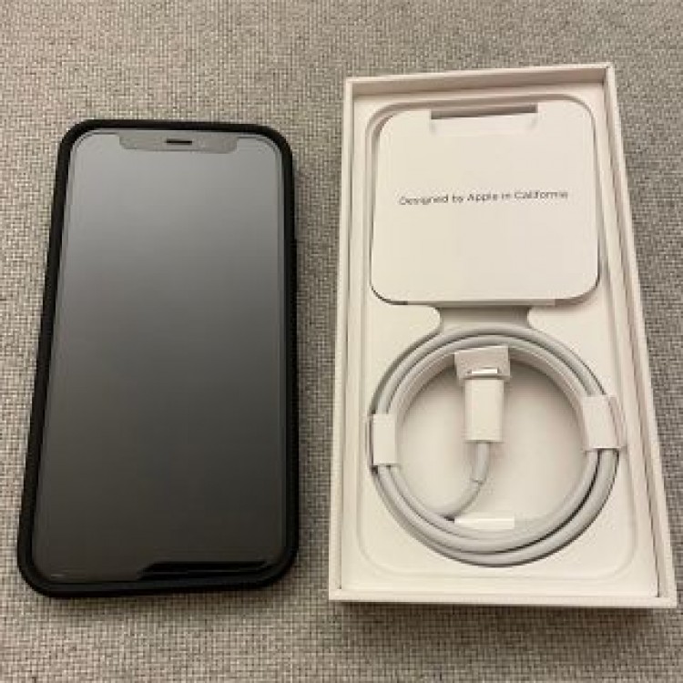 極美品 iPhone12 mini ブラック 64 GB SIMフリー
