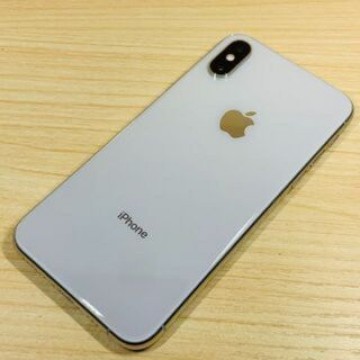 美品 SIMフリー iPhoneXS 256GB P117