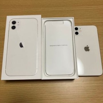 iPhone11 64GB ホワイト　SIMフリー