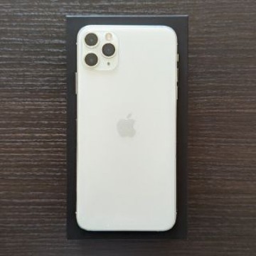 美品 iPhone 11 Pro Max シルバー 64GB SIMフリー