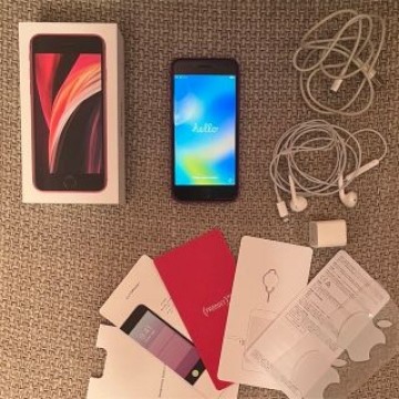 美品　付属品完備　アップル iPhoneSE 第2世代 128GB レッド