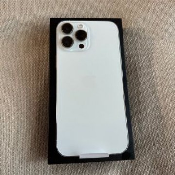 iPhone 13 Pro Max シルバー 256 GB SIMフリー