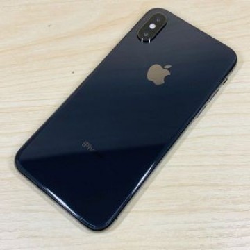 美品 SIMﾌﾘｰ iPhone XS 256GB P28