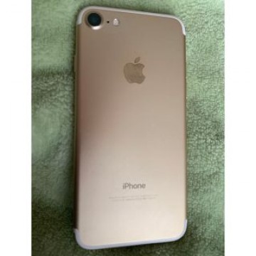 iPhone7 中古　128
