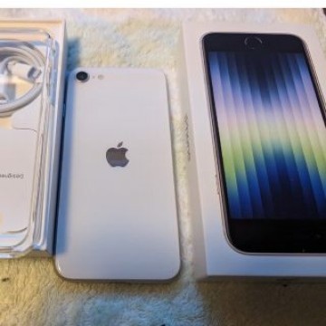 Apple iPhone SE 第3世代64GBスターライト