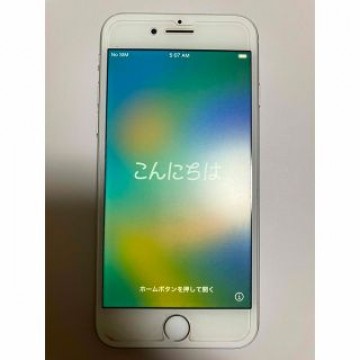 iPhone8 本体 シルバー　美品