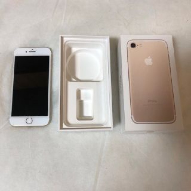iPhone7 128gb GOLD バッテリー容量100%