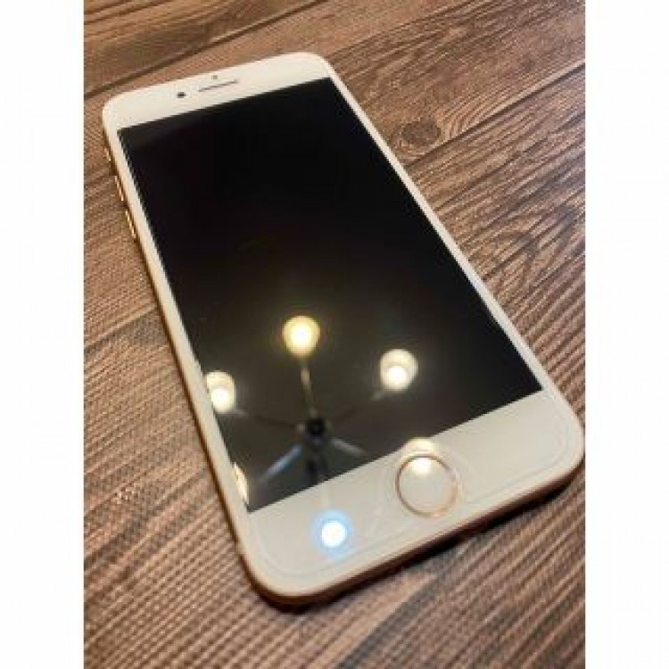 iPhone8本体