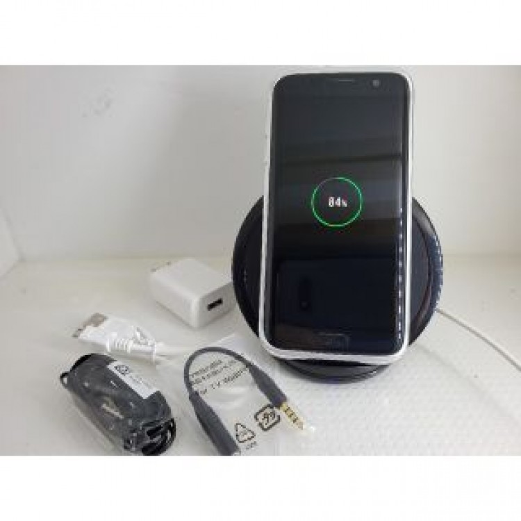 Galaxy S7 edge black +純正ワイヤレス充電器（新品）