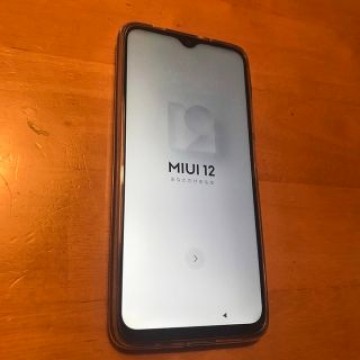 ワイモバイル　Redmi9T